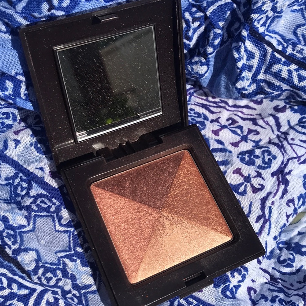 Laura Mercier shimmer bloc